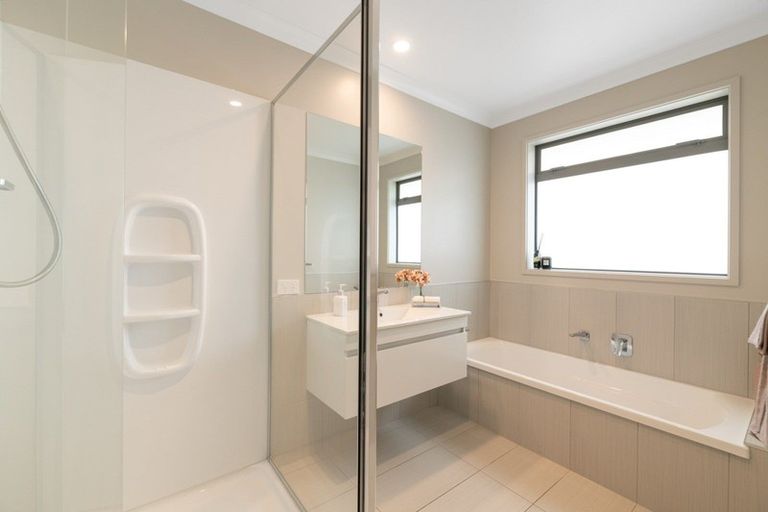 Photo of property in 3 Raiha Street, Papamoa Beach, Papamoa, 3118