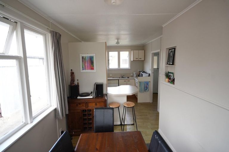Photo of property in 57a Crewe Crescent, Hokowhitu, Palmerston North, 4410
