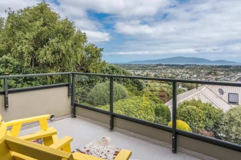 Photo of property in 53d Kotare Street, Waikanae, 5036