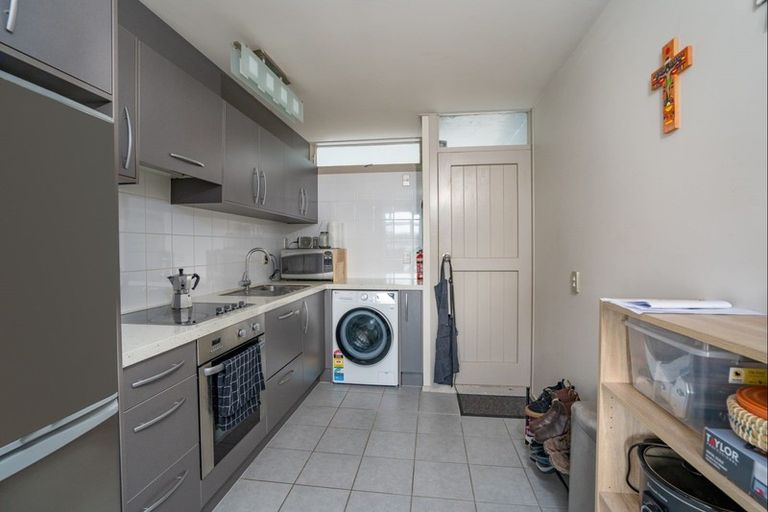 Photo of property in 8/300 Lake Terrace, Two Mile Bay, Taupo, 3330