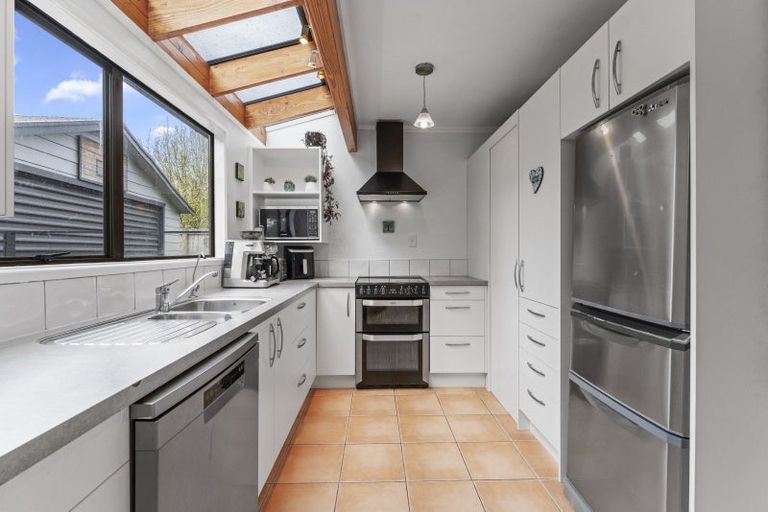 Photo of property in 10 Angela Place, Kinloch, Taupo, 3377