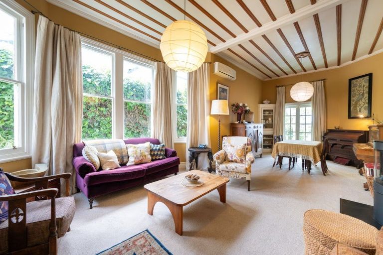 Photo of property in 7 Lincoln Road, Bluff Hill, Napier, 4110