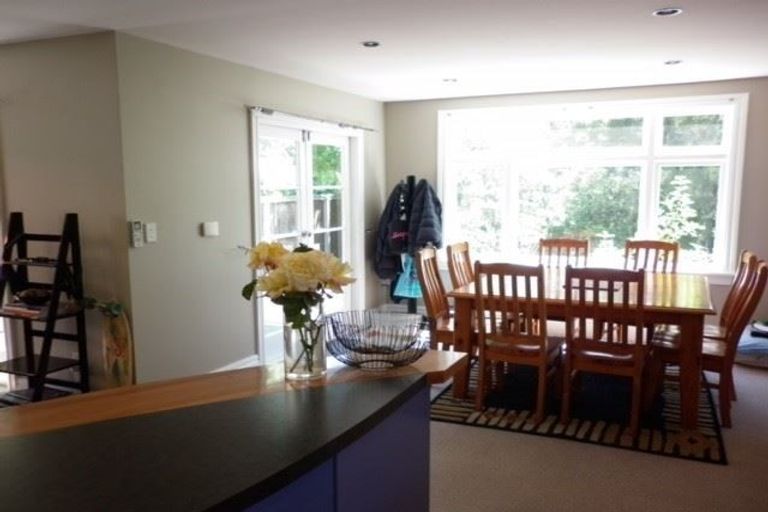 Photo of property in 100 Innes Road, St Albans, Christchurch, 8052