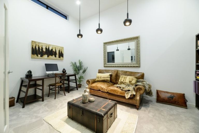 Photo of property in 2 Saint Thomas Avenue, Pyes Pa, Tauranga, 3112