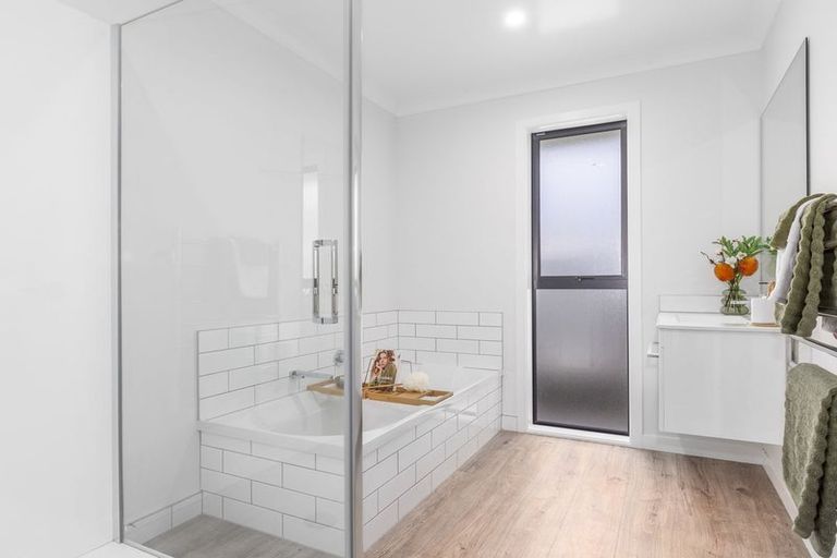 Photo of property in 16a Saint Annes Street, Levin, 5510