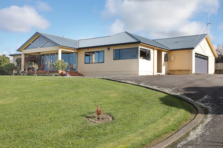 Photo of property in 3 Hillview Place, Feilding, 4702