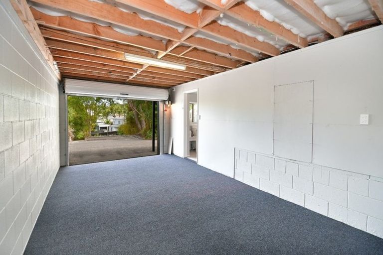 Photo of property in 2/2 Orewa Street, Torbay, Auckland, 0630
