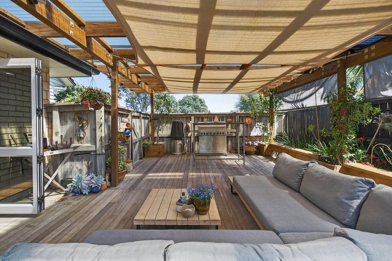 Photo of property in 3 Shaun Close, Papamoa Beach, Papamoa, 3118