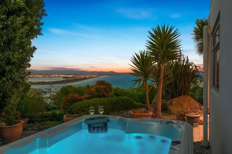 Photo of property in 18a Godley Drive, Scarborough, Christchurch, 8081