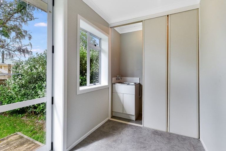 Photo of property in 18b Kingsway Crescent, Forest Lake, Hamilton, 3200