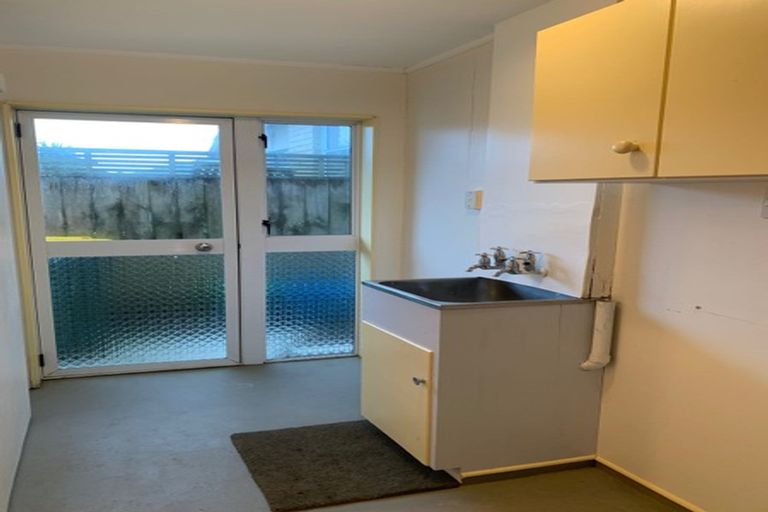 Photo of property in 3/220 Coronation Avenue, Welbourn, New Plymouth, 4310