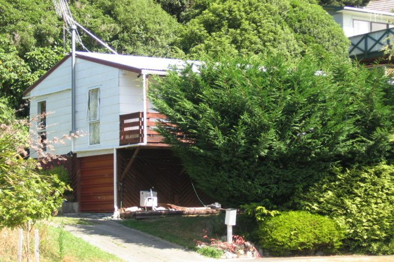 Photo of property in 13 Jasper Grove, Birchville, Upper Hutt, 5018
