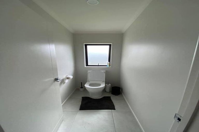 Photo of property in 2/7 Maggie Place, Chartwell, Hamilton, 3281