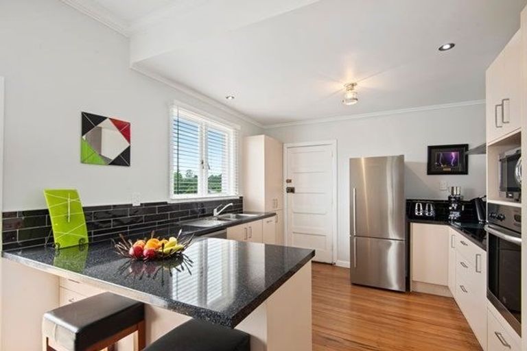 Photo of property in 53 Anzac Road, Morningside, Whangarei, 0110