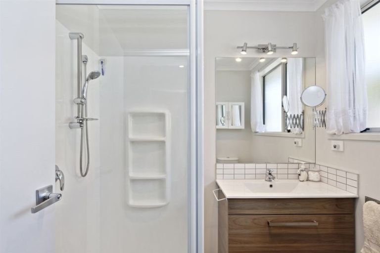 Photo of property in 1 Catamaran Way, Papamoa Beach, Papamoa, 3118