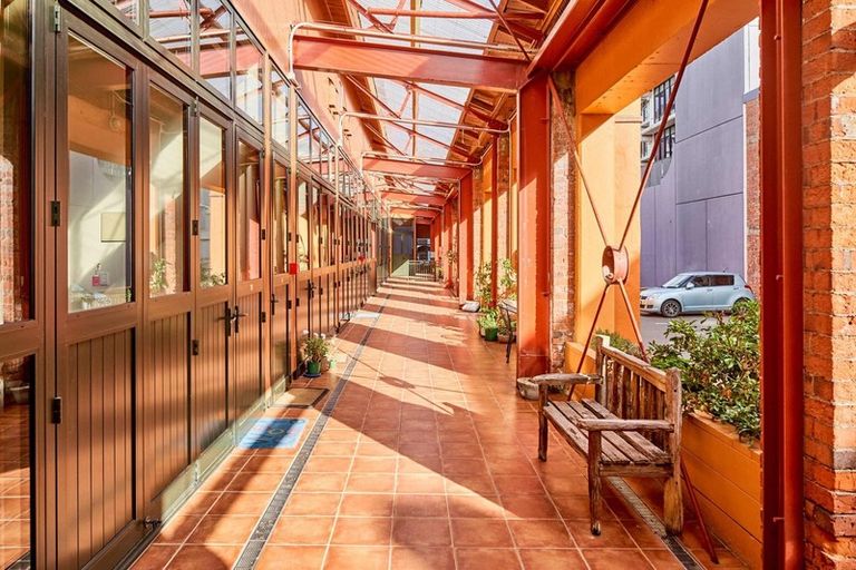 Photo of property in Courtenay Mews Apartments, 19/14 Alpha Street, Te Aro, Wellington, 6011