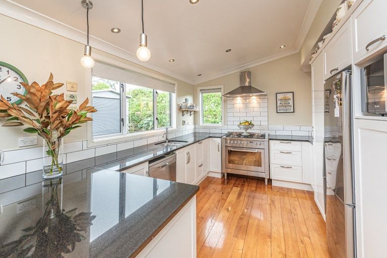 Photo of property in 23 Moore Avenue, Tawhero, Whanganui, 4501