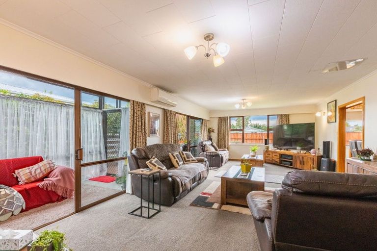 Photo of property in 27 Norwich Crescent, Tamatea, Napier, 4112