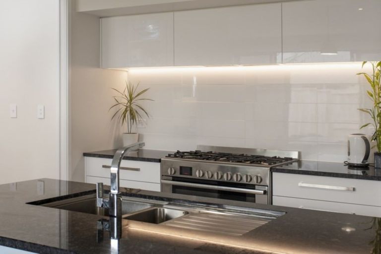 Photo of property in 51 Kahuparere Crescent, Pyes Pa, Tauranga, 3112