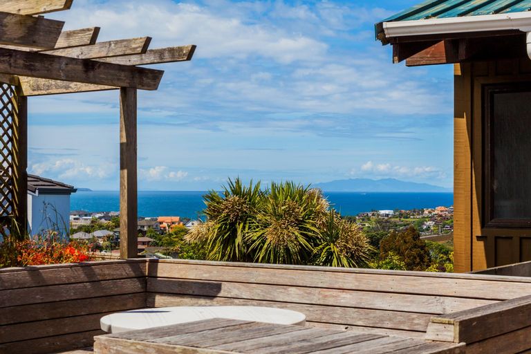 Photo of property in 7 Moorgreen Heights, Torbay, Auckland, 0630