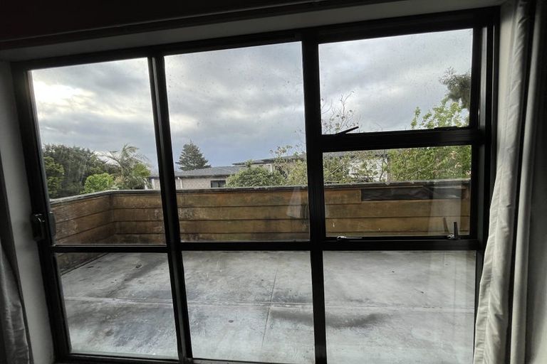 Photo of property in 40a Redoubt Road, Goodwood Heights, Auckland, 2105