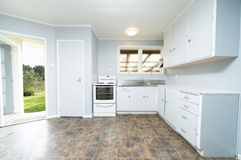 Photo of property in 87 Valley Road, Hikurangi, 0114