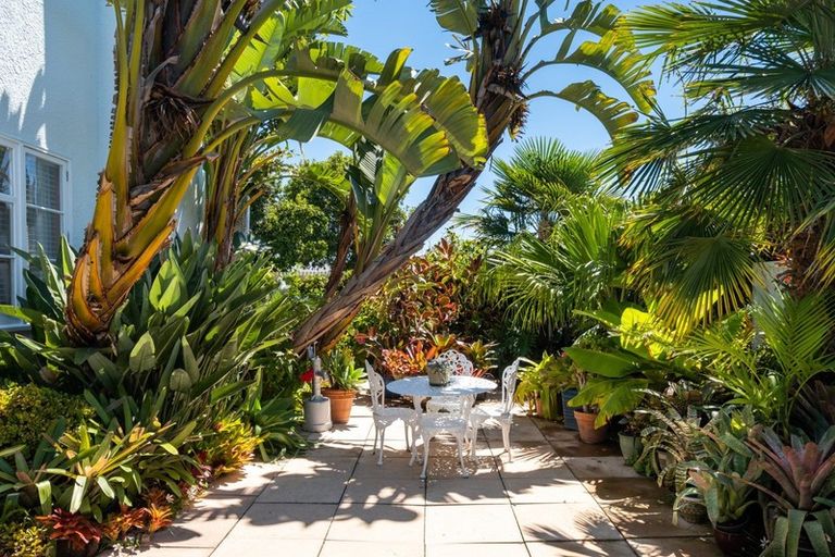 Photo of property in 170 Vigor Brown Street, Napier South, Napier, 4110