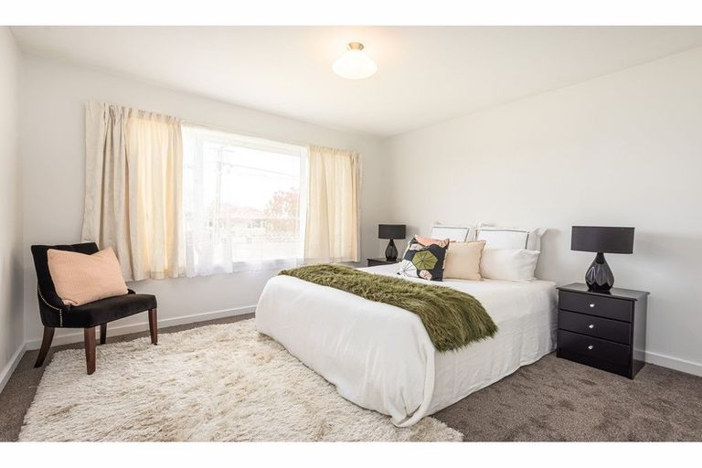 Photo of property in 13 Pembroke Street, Avondale, Christchurch, 8061