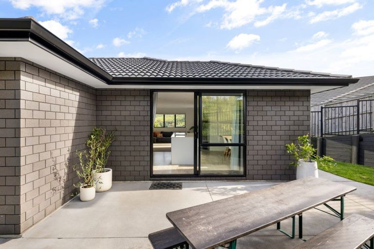 Photo of property in 20 Moira Close, Welcome Bay, Tauranga, 3175