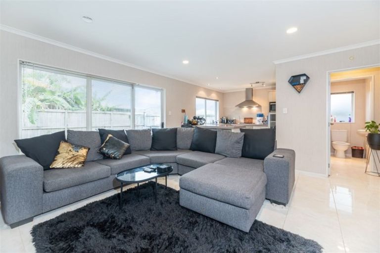 Photo of property in 29 Sarteano Drive, Manurewa, Auckland, 2105