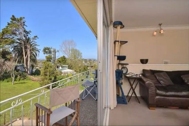 Photo of property in 3/257 Pakuranga Road, Pakuranga, Auckland, 2010