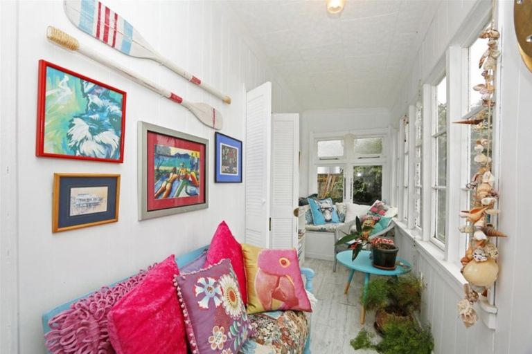 Photo of property in 72 King Street, Opunake, 4616