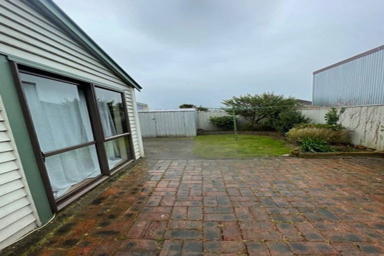 Photo of property in 10 Fonblanque Street, Westport, 7825