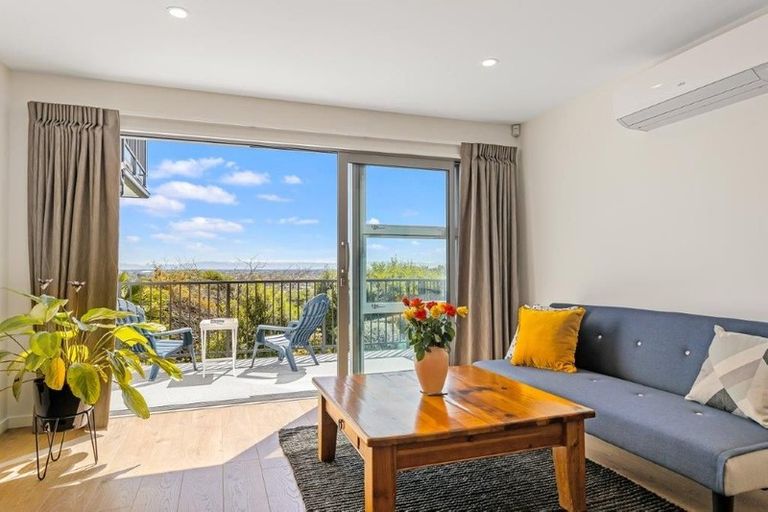 Photo of property in 28 Woodlau Rise, Huntsbury, Christchurch, 8022