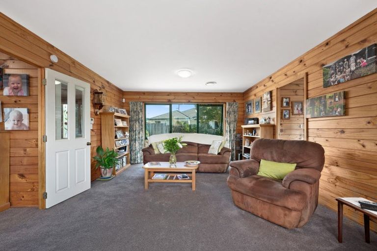 Photo of property in 40 Carter Drive, Pomare, Rotorua, 3015