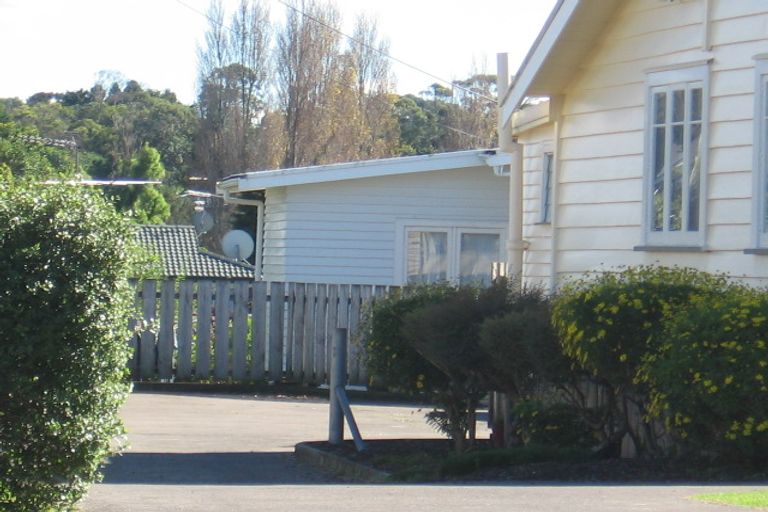 Photo of property in 48 Brandon Road, Glen Eden, Auckland, 0602