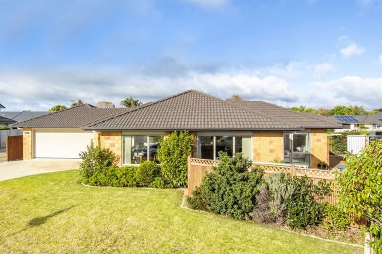 Photo of property in 9 Tatahi Cove, Papamoa Beach, Papamoa, 3118
