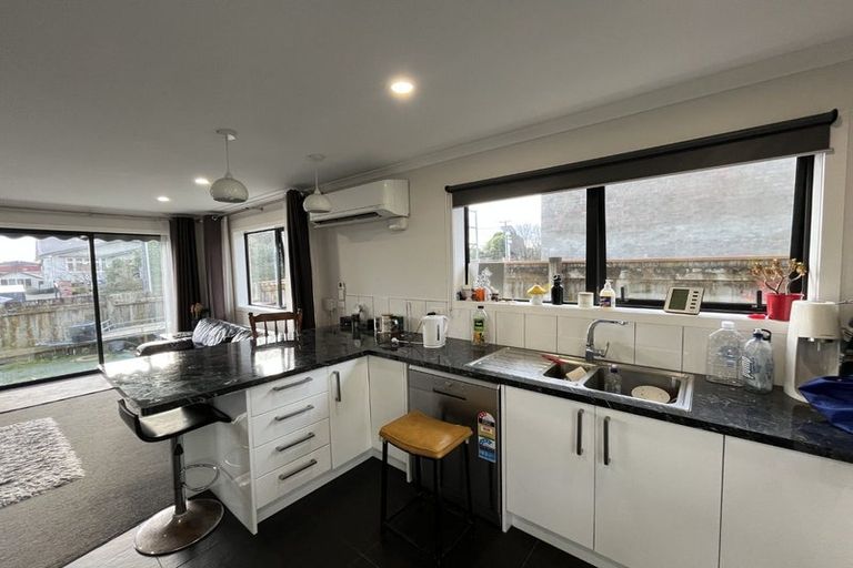 Photo of property in 98b Weraroa Road, Levin, 5510