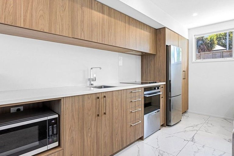 Photo of property in 5/217 Armagh Street, Christchurch Central, Christchurch, 8011