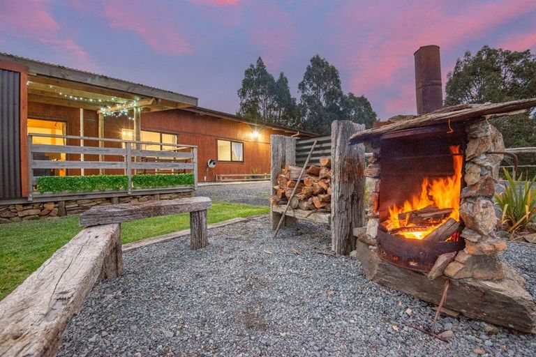 Photo of property in 448 Taioma Road, North Taieri, Mosgiel, 9092