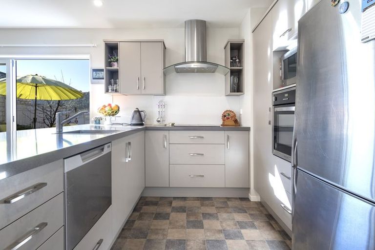 Photo of property in 39 Scoria Close, Pyes Pa, Tauranga, 3112