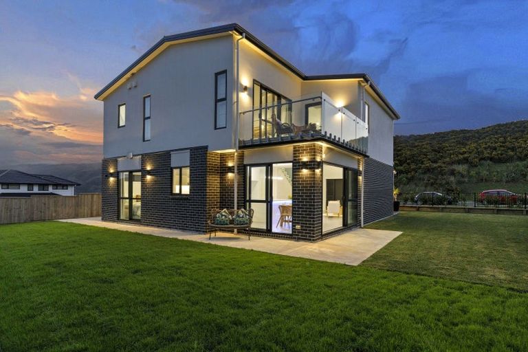 Photo of property in 202 John Burke Drive, Aotea, Porirua, 5024