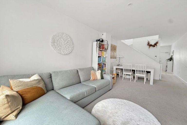 Photo of property in 39 Little George Street, Thorndon, Wellington, 6011