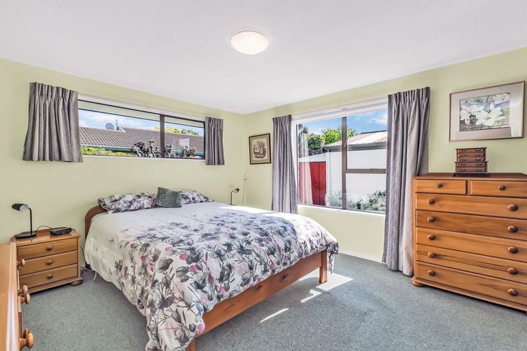 Photo of property in 74 Sabys Road, Halswell, Christchurch, 8025