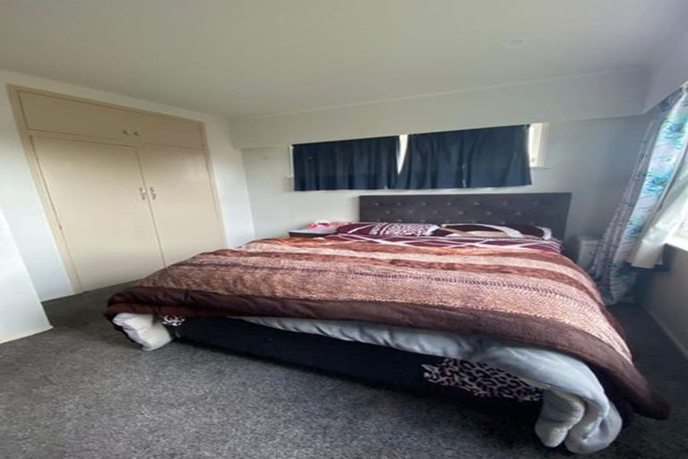 Photo of property in 430 Great South Road, Opaheke, Papakura, 2113