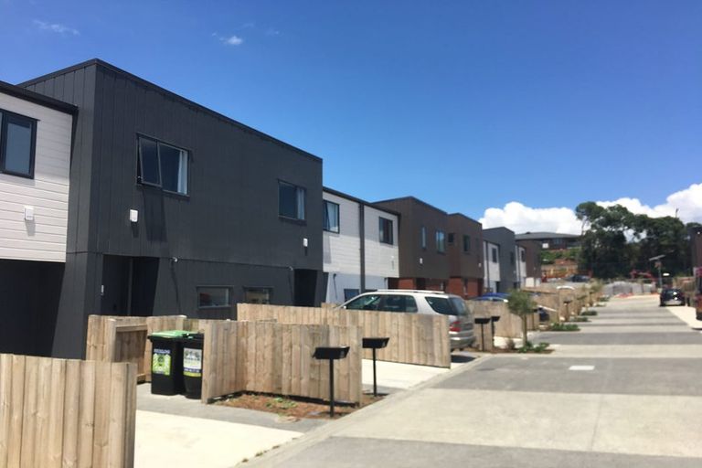 Photo of property in 26 Clay Works Lane, New Lynn, 0600