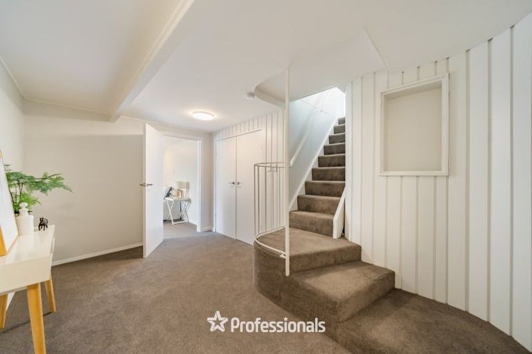 Photo of property in 11 Hill Grove, Naenae, Lower Hutt, 5011