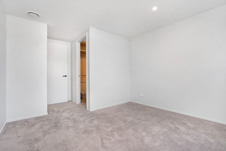 Photo of property in 60b Sandwich Road, St Andrews, Hamilton, 3200