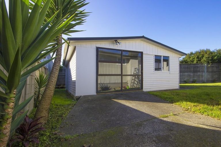 Photo of property in 13 Jenkins Place, Manurewa East, Auckland, 2102