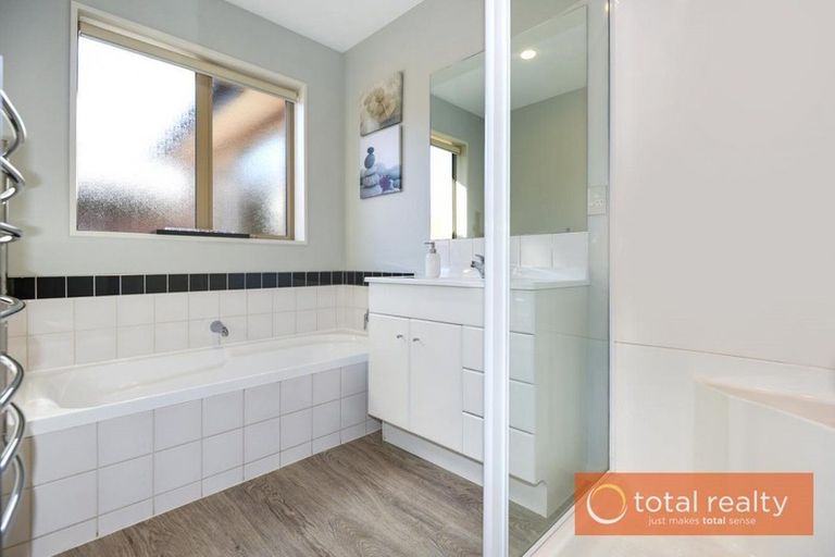 Photo of property in 17 Hurricane Way, Wigram, Christchurch, 8042